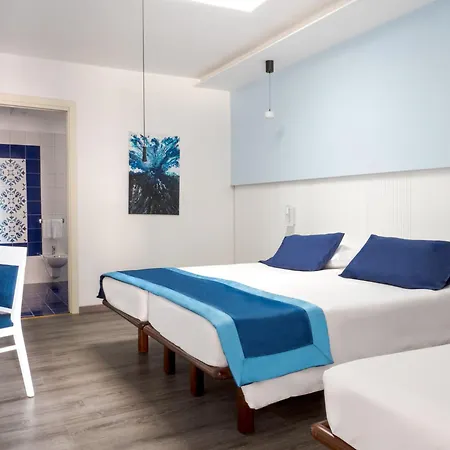 Cristina Hotel