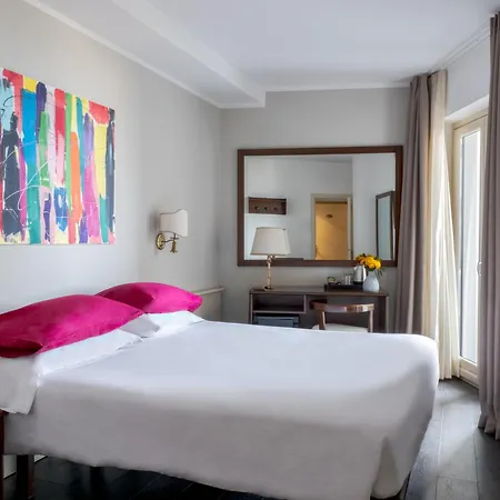 Cristina Hotel